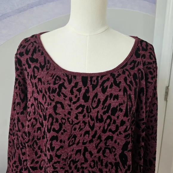 Tacera | 2X | Burgundy & Black Animal Print Bell Sleeve Dress - Picture 2 of 9